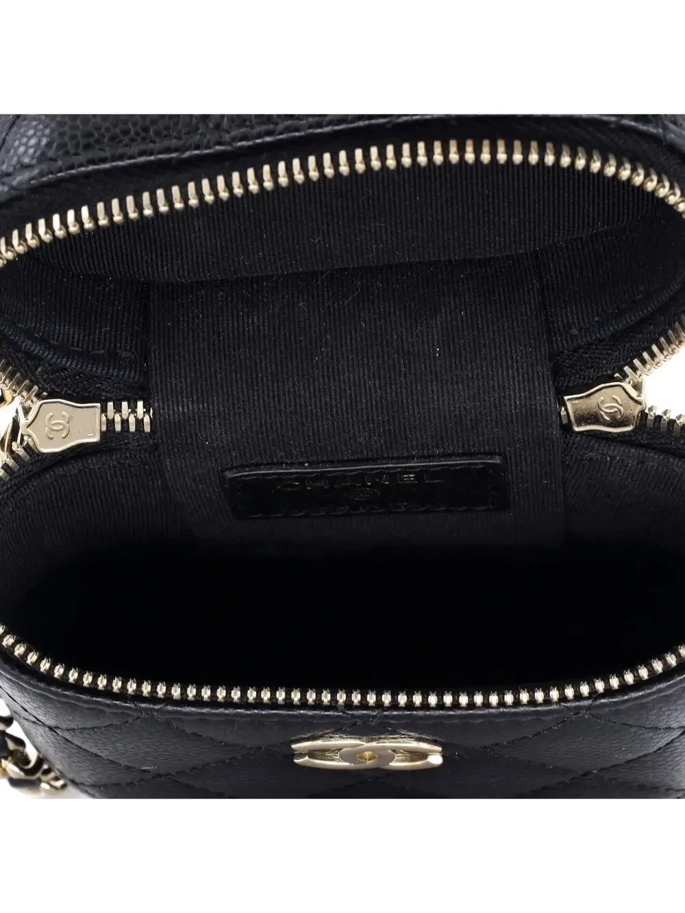 CHANEL elevate your